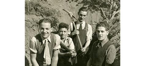 Their Finest Hour WWII Collections Day, American Library, Norwich, 20 ...