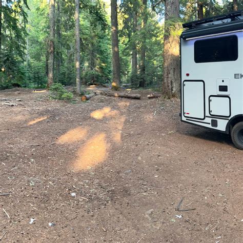 Clear Lake dispersed camping | Mt. Hood National Forest, Oregon