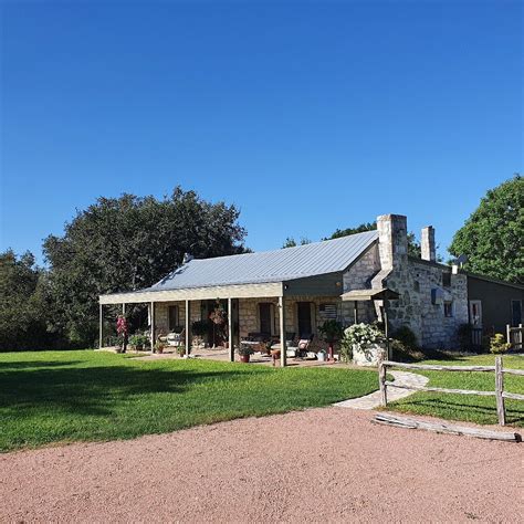 CHUCKWAGON INN BED & BREAKFAST (Fredericksburg) - B&B Reviews & Photos ...