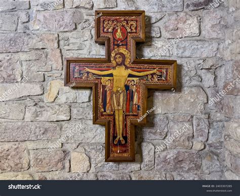 56 San Damiano Crucifix Royalty-Free Images, Stock Photos & Pictures ...