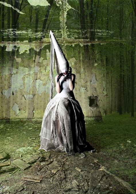 The Three Snake Leaves: Fairytales for Grown-ups from the Grimm Forest ...