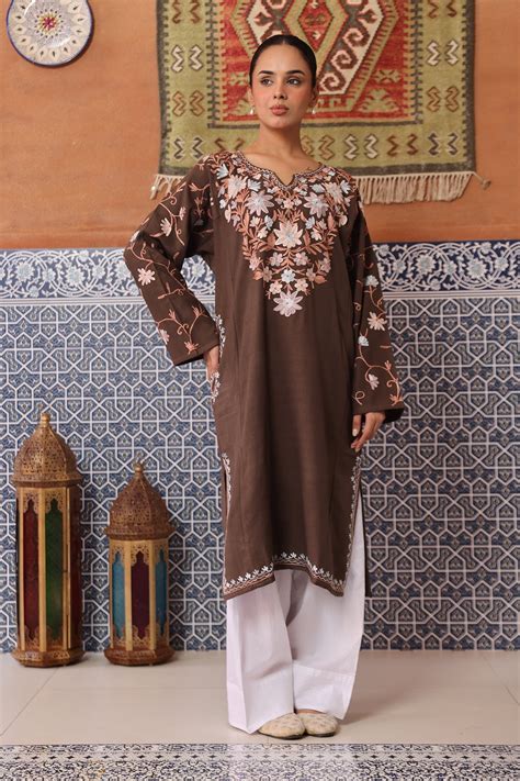 House Of Kari(Chikankari Clothing) - Woolen Phiran in Kashmiri Aari ...
