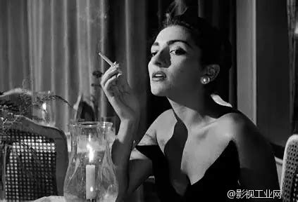 几分轻佻，些许慵懒：这些电影中抽烟的女人|影视工业网CineHello