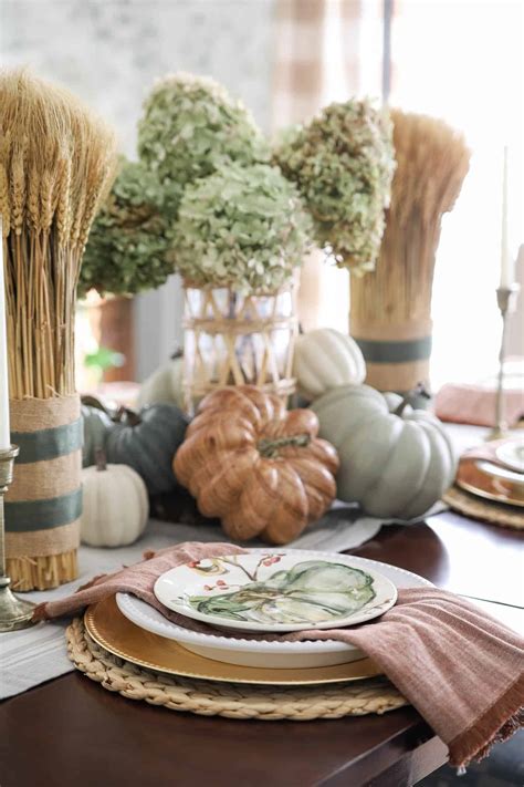 Centerpieces For Thanksgiving Dinner Tables How To Make A Living Herb