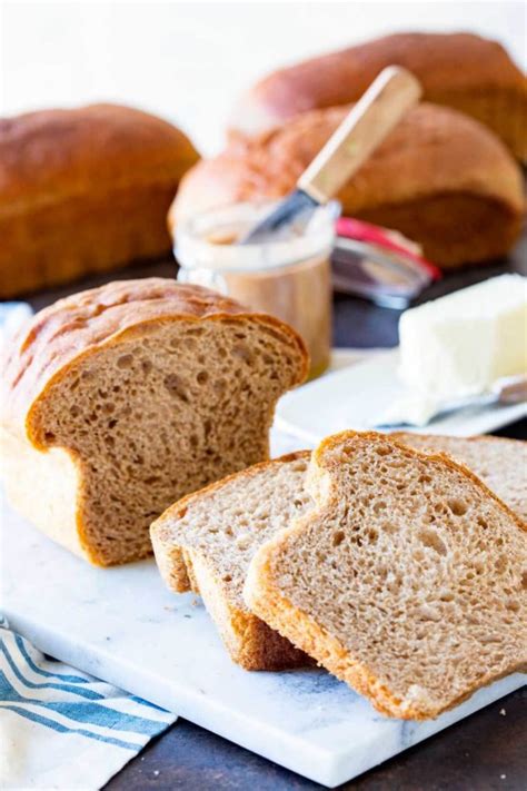 Honey Whole Wheat Bread - Easy Peasy Meals