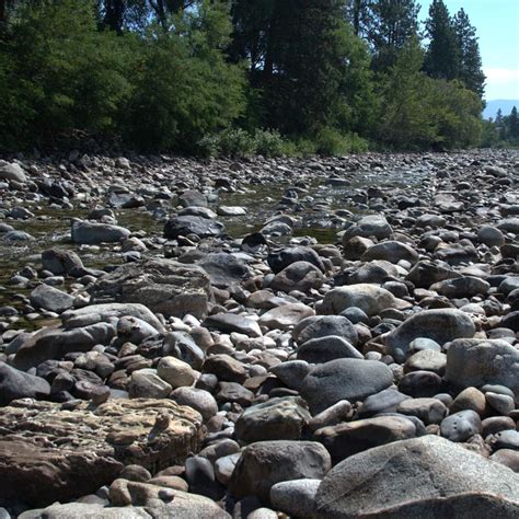 Spokane Riverkeeper photos show dried-up section of river in Spokane ...