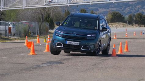 Watch How The India-Bound Citroen C5 Aircross Fares in the Moose Test ...