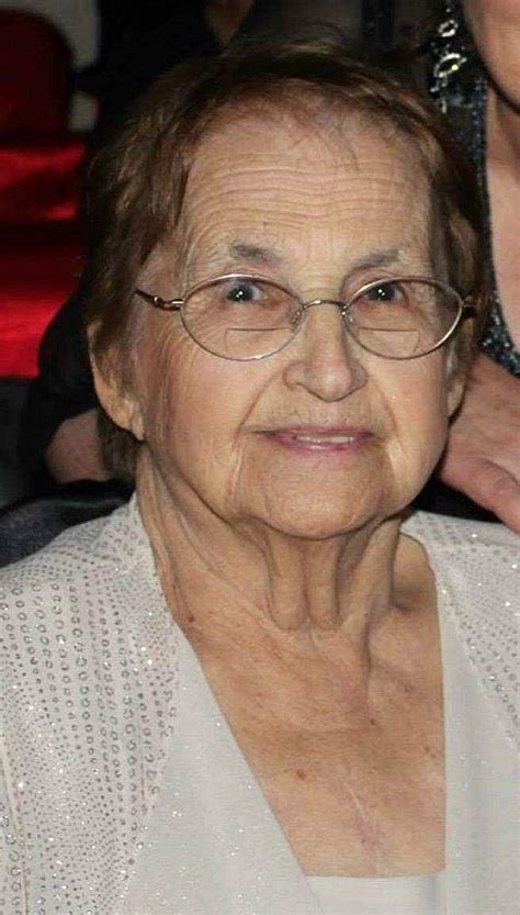 Elvira Garza Obituary - Bakersfield, CA