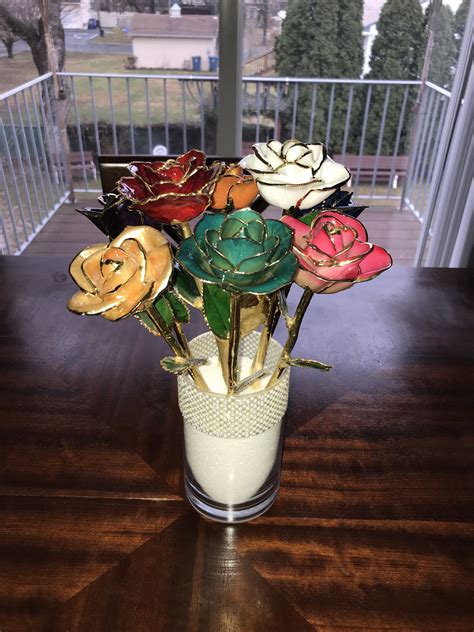 Better way to display my Steven Singer Valentine’s Day roses! Shorter ...
