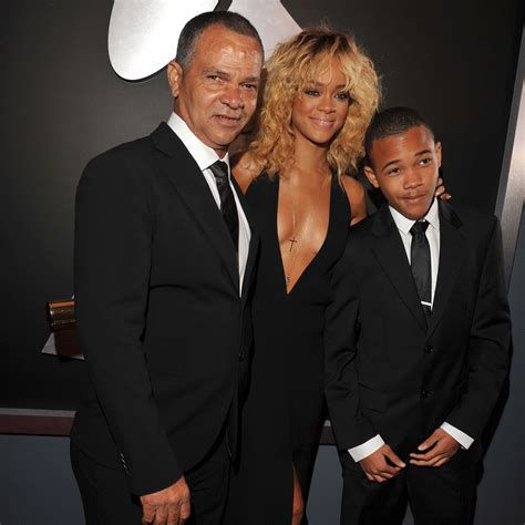 Rihanna returns to Barbados for her father's funeral [PHOTOS]