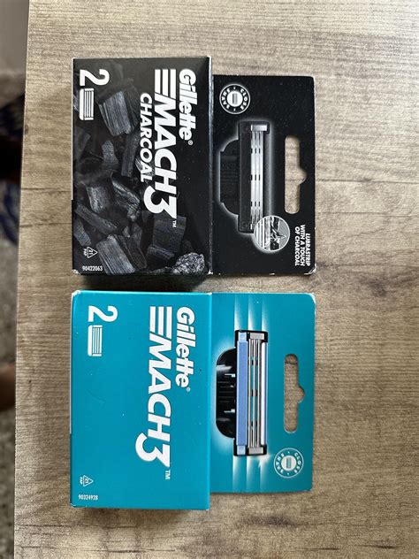 Buy Gillette Mach3 Charcoal Men Shaving Razor Blades - 4S Pack Count ...