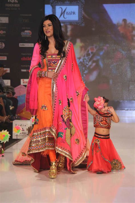 Genelia and Sushmita at India Kids Fashion Show - Hot Photos