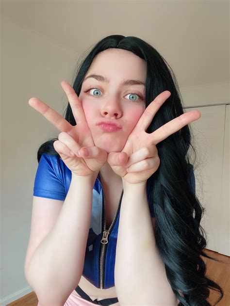 Depvailon.Com: Linneas Life - Nico Robin | Page 1/2