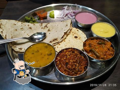 HOTEL PATIL'S MACHHINDRI (VEG, NON - VEG THALIS & KOLHAPURI DUM ...