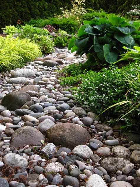 River Rock on Pinterest | River Rocks, River Rock Landscaping and River ...