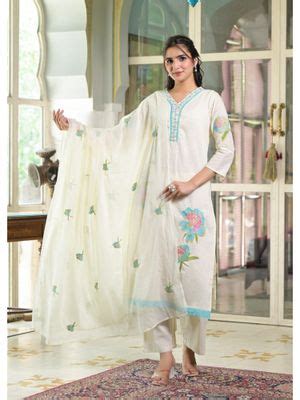 Buy Zolo Label Floral Embroidered Off White Kurta with Pant and Dupatta ...