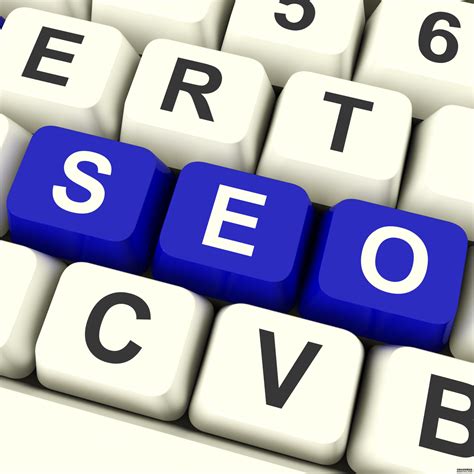 搜索引擎优化（SEO）是通过增加可视性的网络搜索引擎