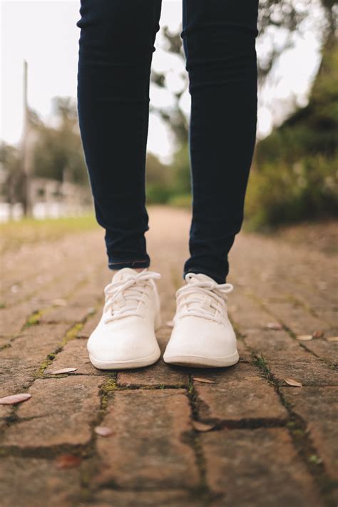 Allbirds Sneaker Review by Kelly Larkin | Kelly in the City