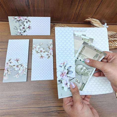 Buy The Big Trove Floral Love Envelope (Pack of 5) Online