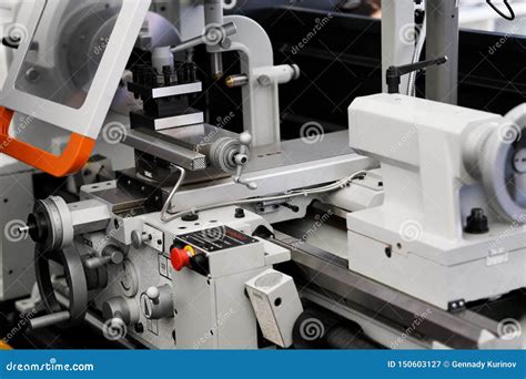 Metal Lathe Machine 的图像结果