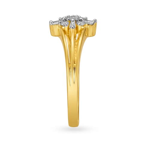 Classic Floral Pattern Diamond Finger Ring