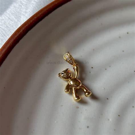 Make your own chain! – Dainty Diaries