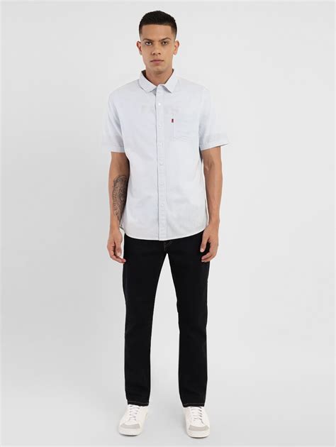 Men's Solid Slim Fit Shirt – Levis India Store