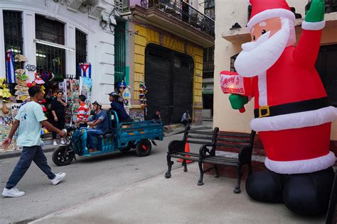 Cuba's Christmas not so merry this year as economic crisis grinds on ...