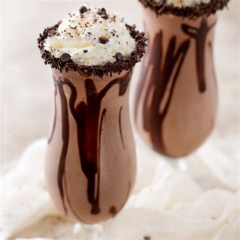 9 Best Boozy Ice Cream Drinks I Taste of Home