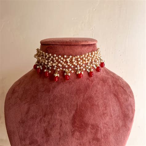 Neckpiece – A Little Extra