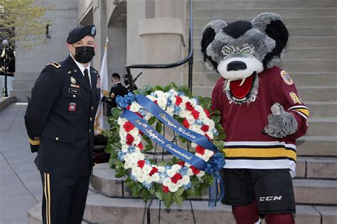 Local Army Reserve Command partners with Chicago Wolves to honor ...