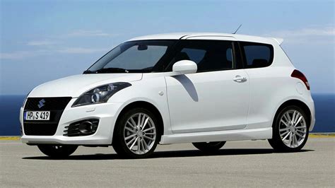 Maruti Suzuki Swift Hybrid car gives great mileage, price is in your ...