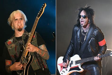 Nikki Sixx Playing Bass