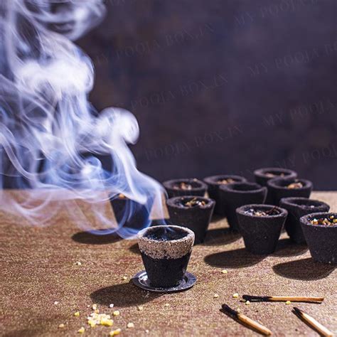 Buy Sambrani Havan Cups Guggal Dhoop (Pack of 12) Online in India ...