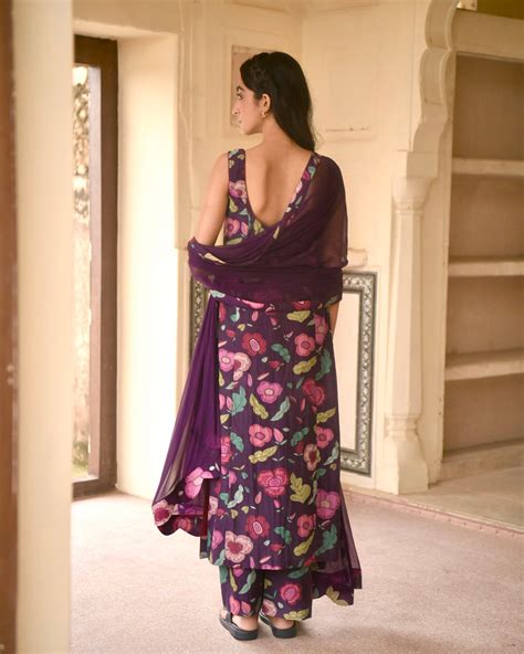 Raisin Love Kurta Set – Taro India
