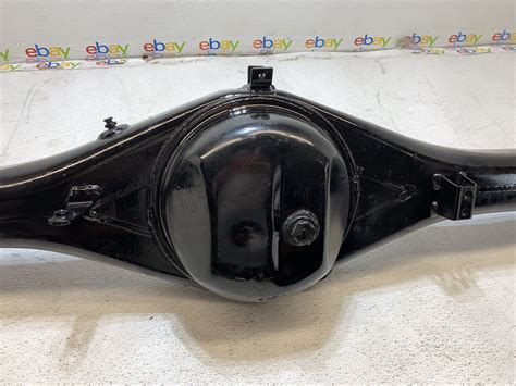 2000-2003 Toyota Tundra 4WD Non-ABS Rear Axle Diff Differential Housing ...