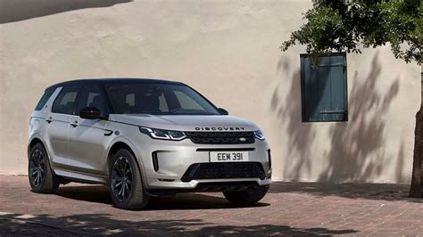 Land Rover's Discovery Sport, Range Rover Evoque receive tech updates ...
