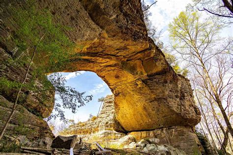 Secrets Of Kentucky's Hidden Caves | TouristSecrets