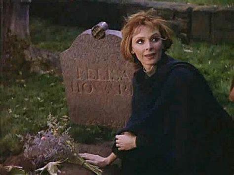 Star Trek: The Next Generation (S07E14): Sub Rosa Summary - Season 7 ...