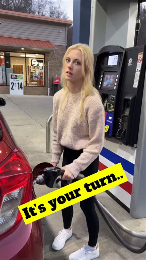 Lakyn&Eric | The gift that keeps on giving… #couplecomedy #relatable #marriedlife #bestfriends # ...