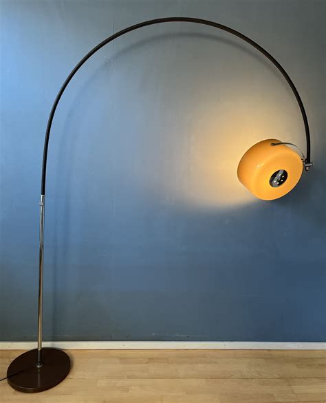 Mid Century GEPO Space Age Arc Floor Lamp with Beige 'Bucket' Shade ...