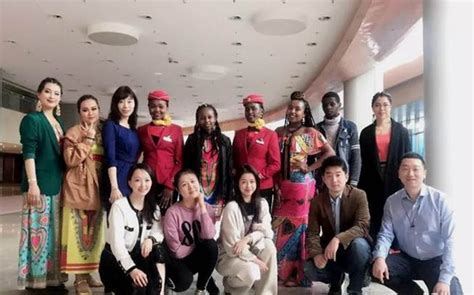 肯尼亚留学生举办毕业生欢送会--Farewell Party----中国科学院武汉植物园