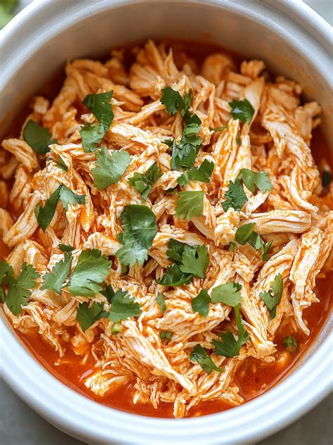 Irresistible Crockpot Shredded Buffalo Chicken for Easy Meals