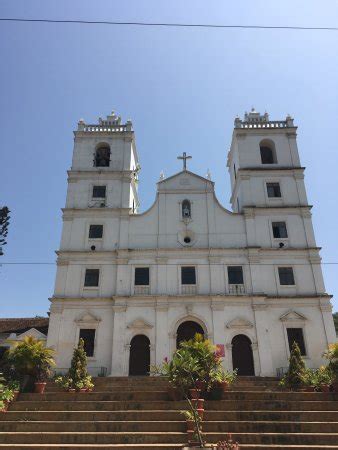 An inspiring symbol of faith enveloped in a roman mannerist ...