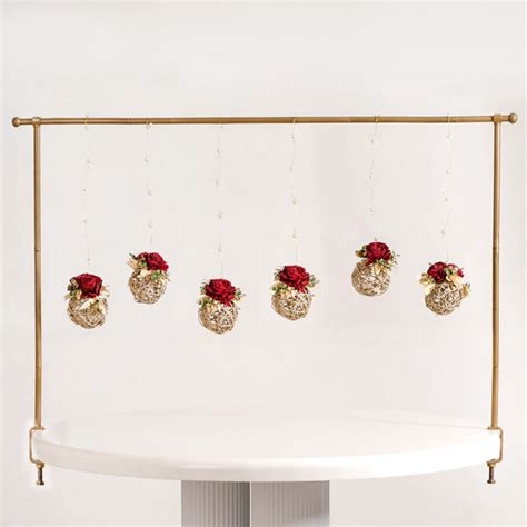 Detachable Tabletop Backdrop Stand With Wall Hangings Online - Premium ...