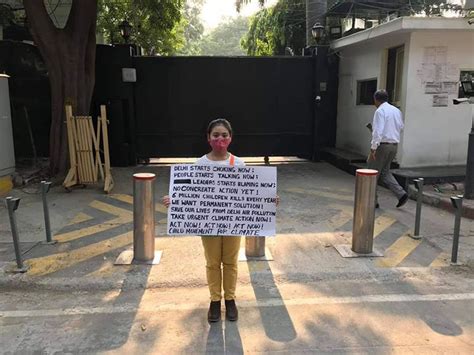 Delhi Pollution: Govt lifts ban, schools to reopen, but children are ...