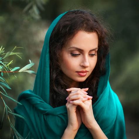 What Is The Meaning Of The Name Lauren In The Bible? - Bible Wings