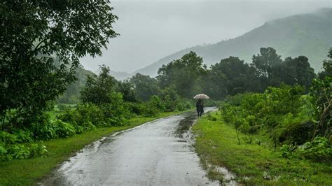 IMD Issues Weather Warning For Key Tourist Destinations Across India