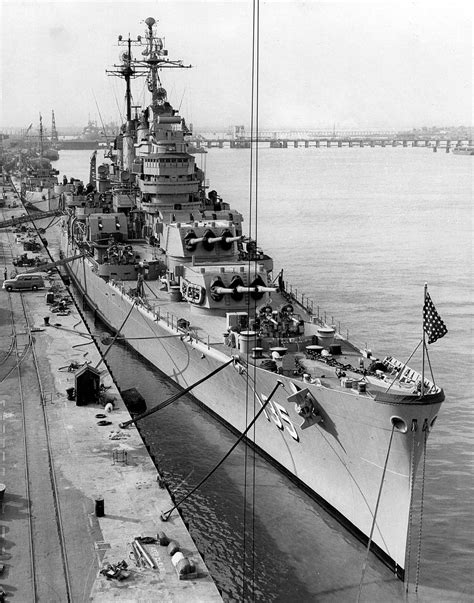 Cruisers are sexy. USS Los Angeles CA-135. [1608x2048] : r/WarshipPorn