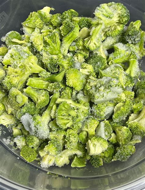 Air Fryer Frozen Broccoli (Small Baby Broccoli Florets)
